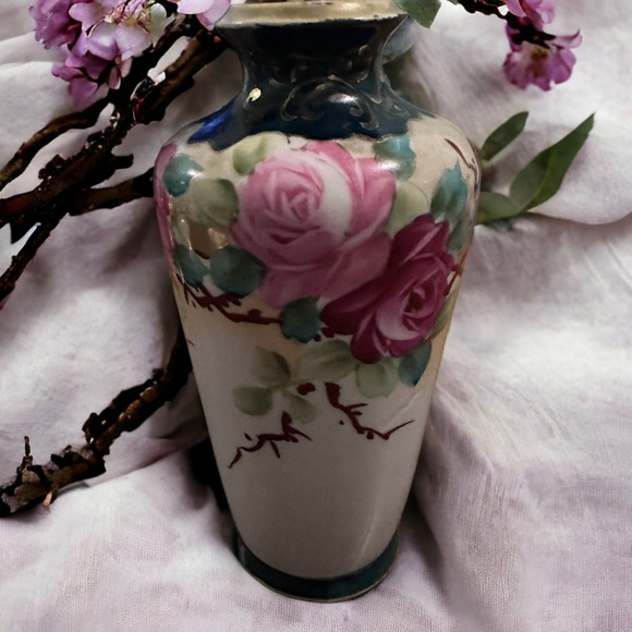 Set of 3 Beautiful Porcelain Items - Picture 12 of 13